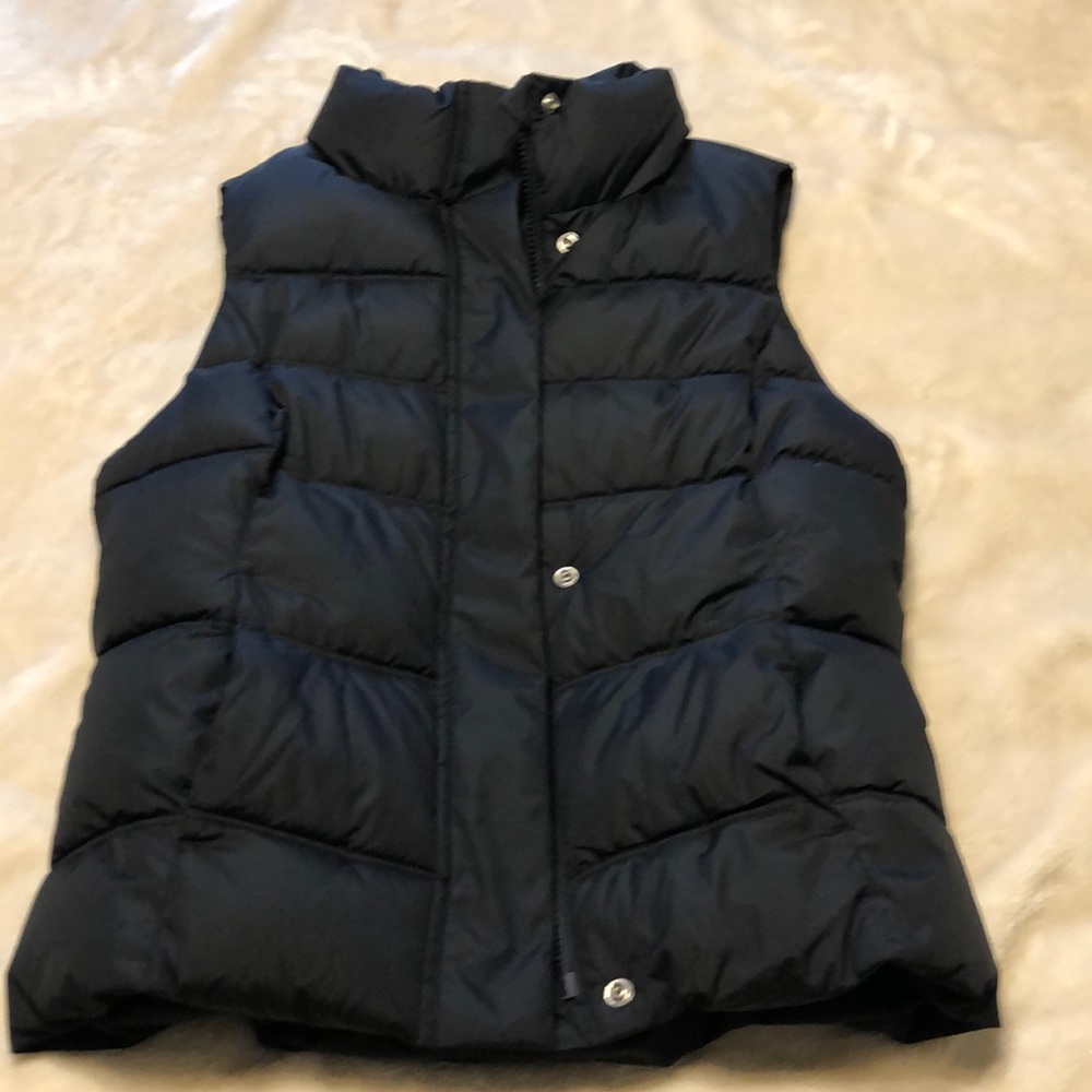 Women’s Gap puffer vest